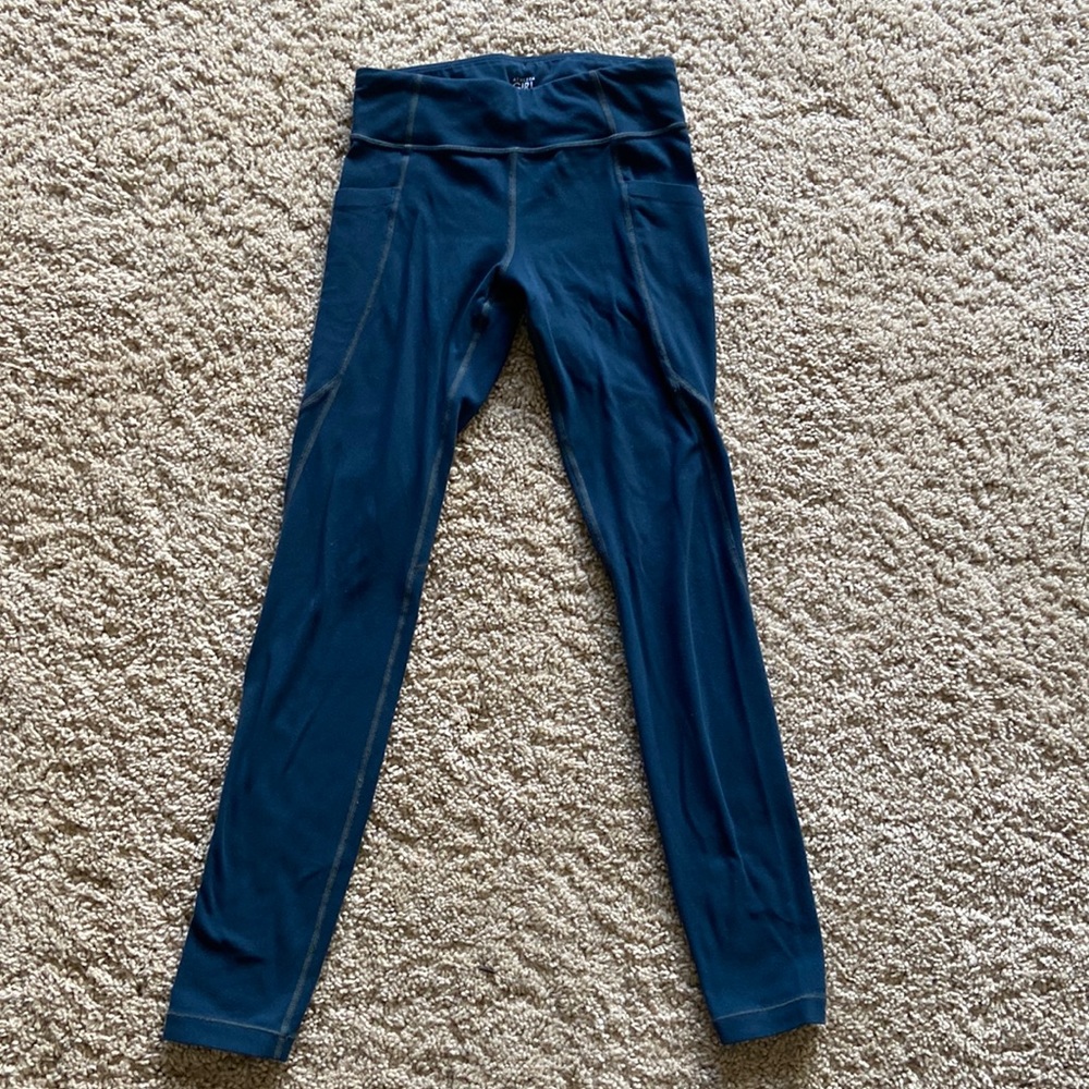 Athleta Girls Stash Your Treasures Tight in Dark Green Size 8-10